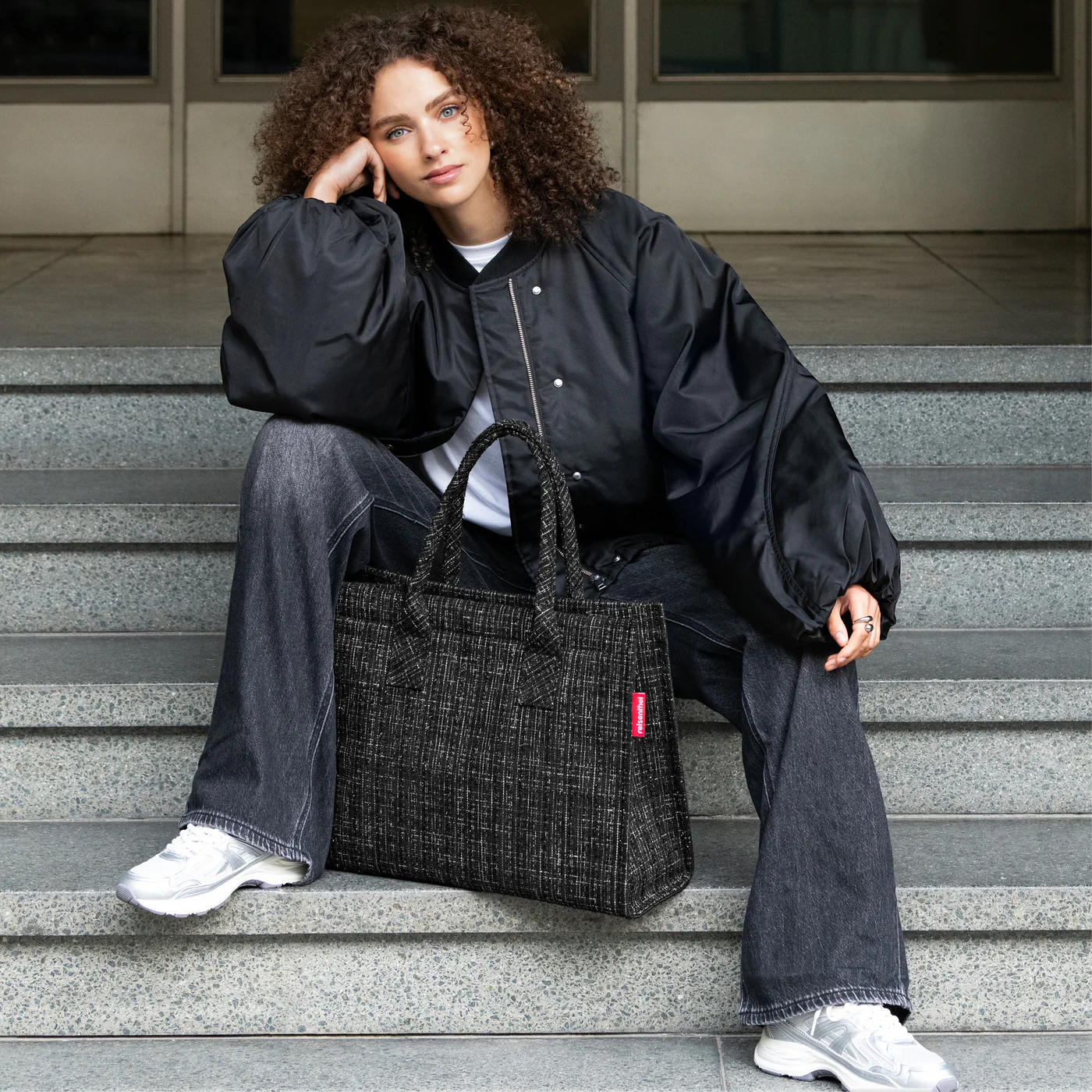 daily shopper bouclé black - Image 3