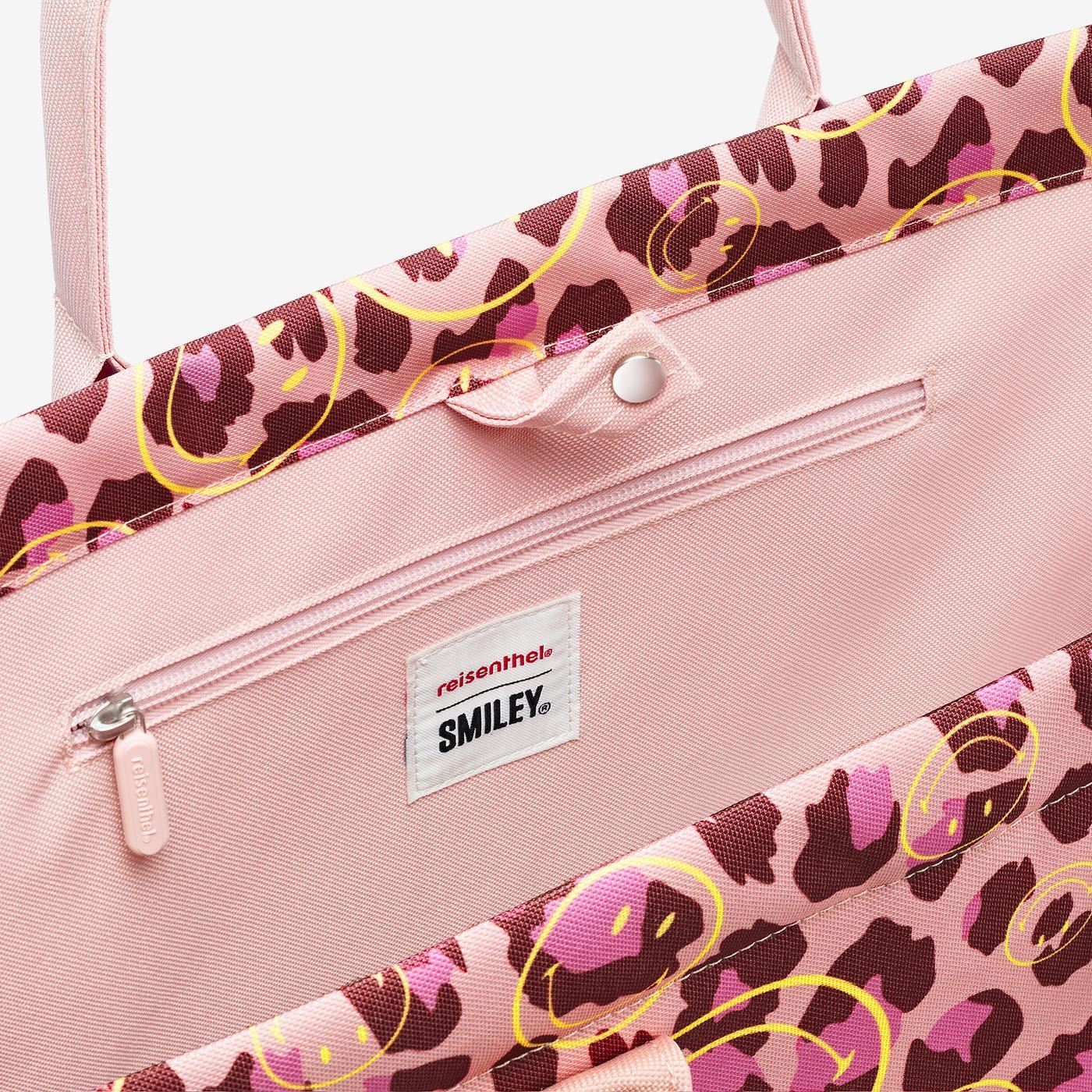 daily shopper smiley leo blush - Image 5