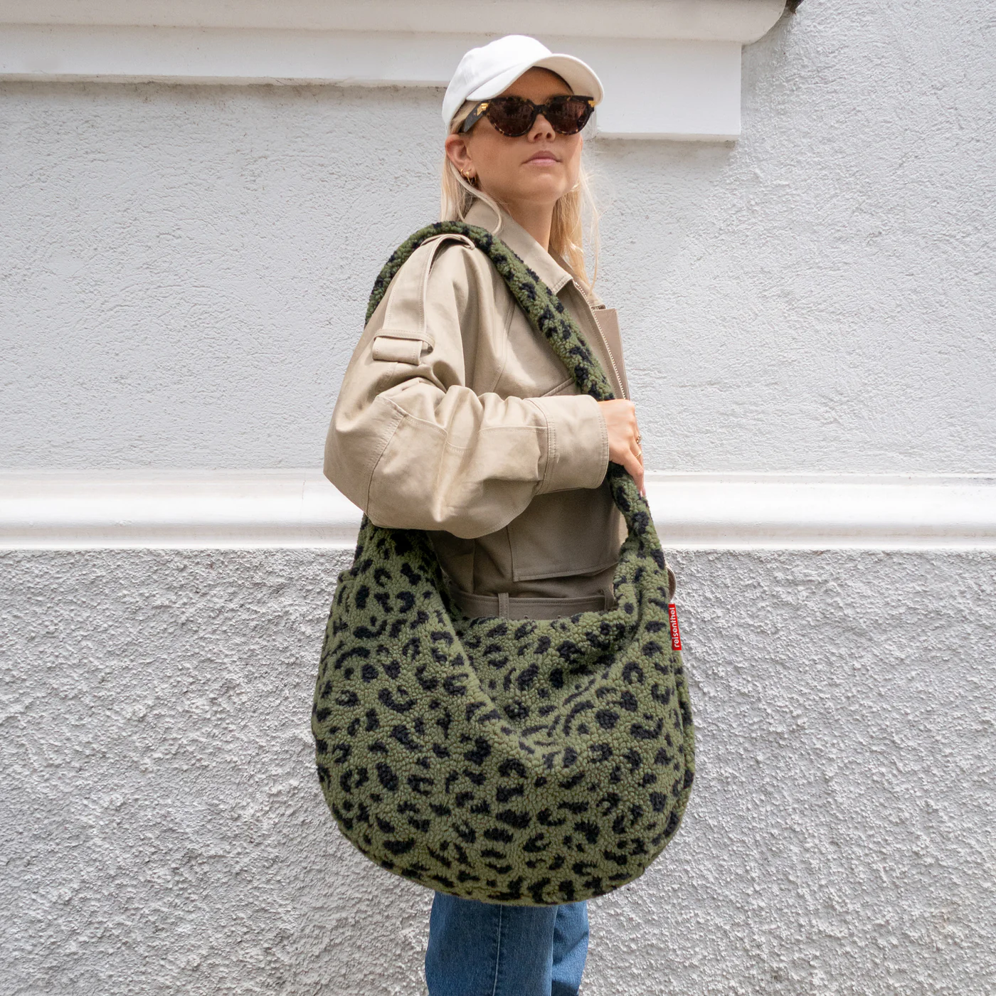 moonbag teddy leo olive - Image 3